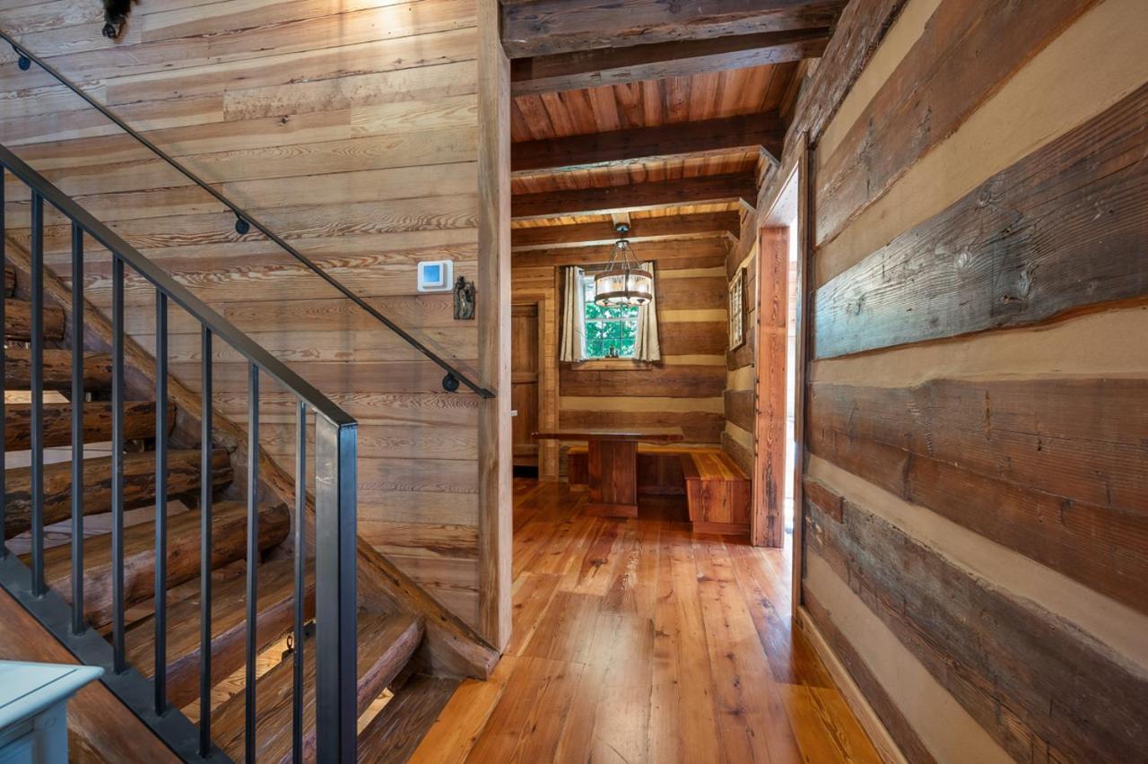 Russell'S Fort At White Oak Point: Historical Cabin On Lake Lure, Luxury, Direct Lake Access! Villa Exterior foto